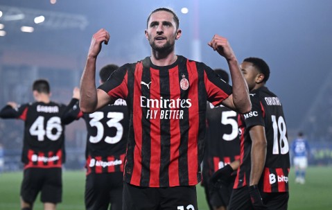 体育投注-米兰在三分制意甲第三次前20轮只输1场，前两次最终均夺冠